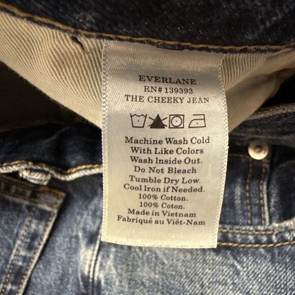 Everlane The Cheeky Jean Women’s 26R Medium Wash Cropped Button Fly Ripped Knee - Picture 7 of 8